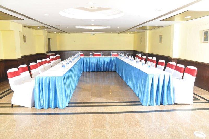 Simsan Hotel Chennai Eksteriør bilde